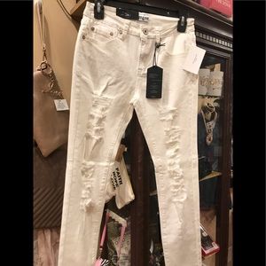 White Fashion Ripped Jeans🎸